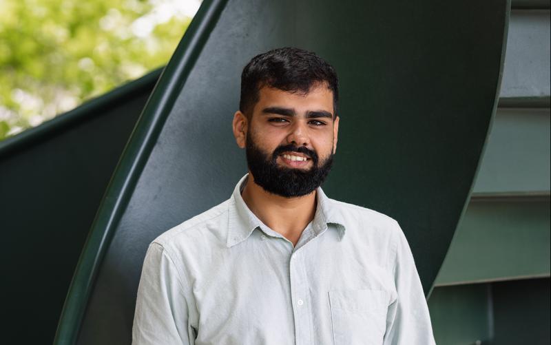 Farzin Iqbal 